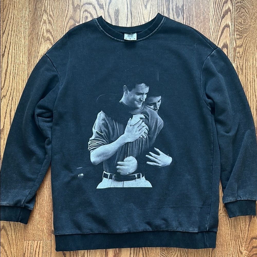 F•R•I•E•N•D•S Black Graphic Sweater